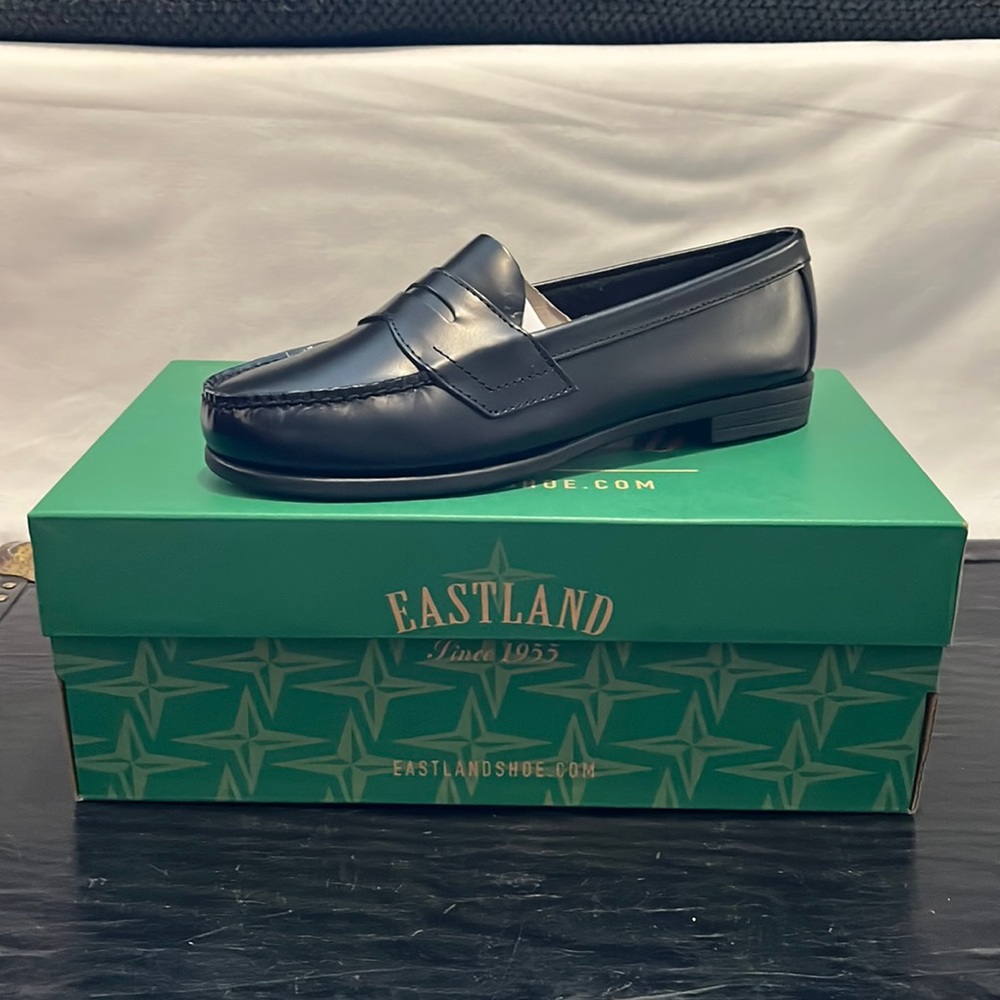 NEW Eastland Classic II Penny Loafer